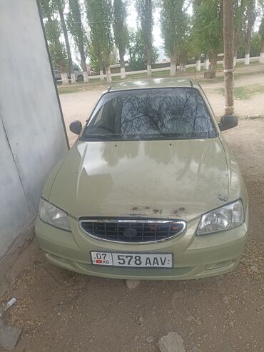 Транспорт: Hyundai Accent: 2003 г., 1.5 л, Механика, Бензин, Внедорожник